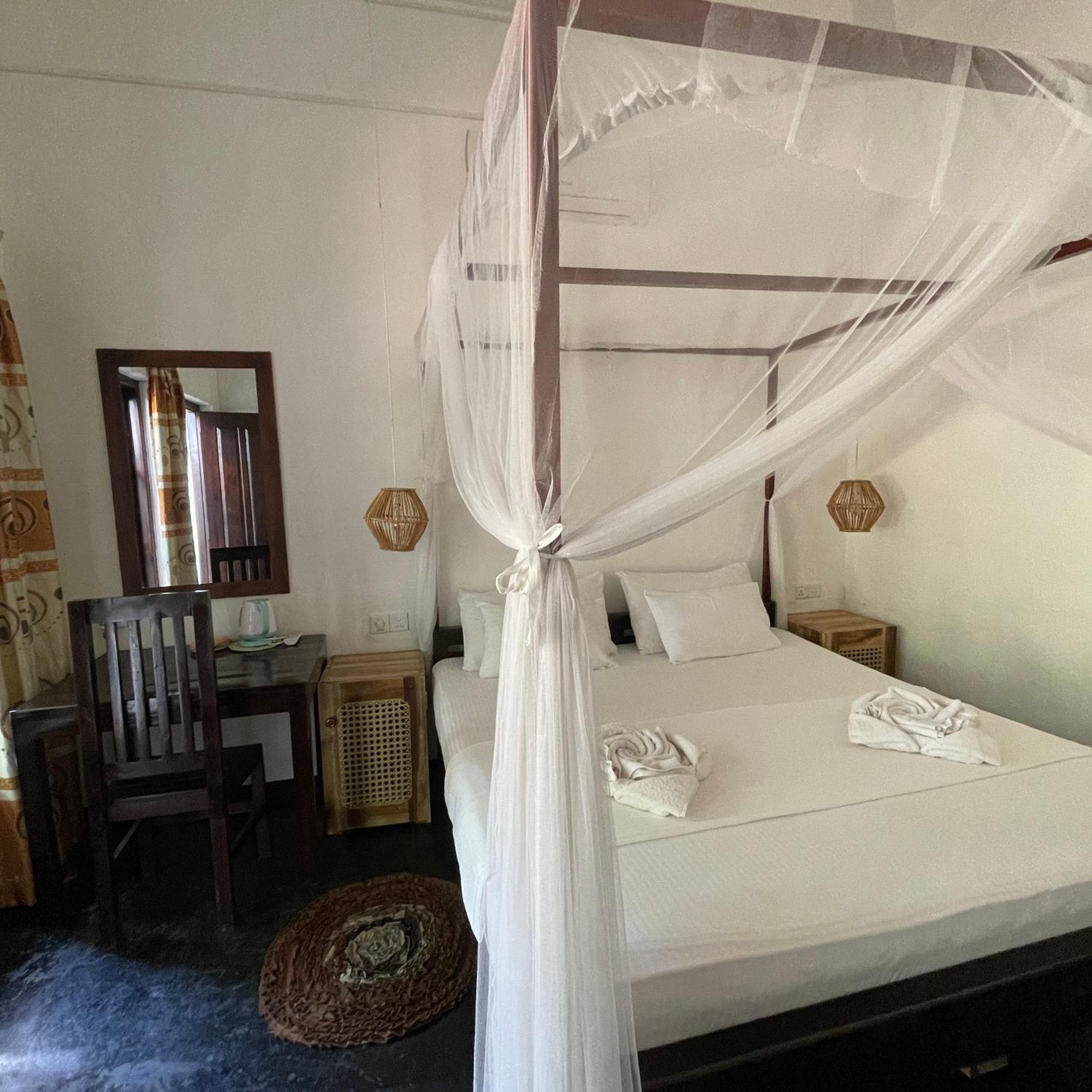 Agra Arugambay Hostel Arugam Bay Luaran gambar